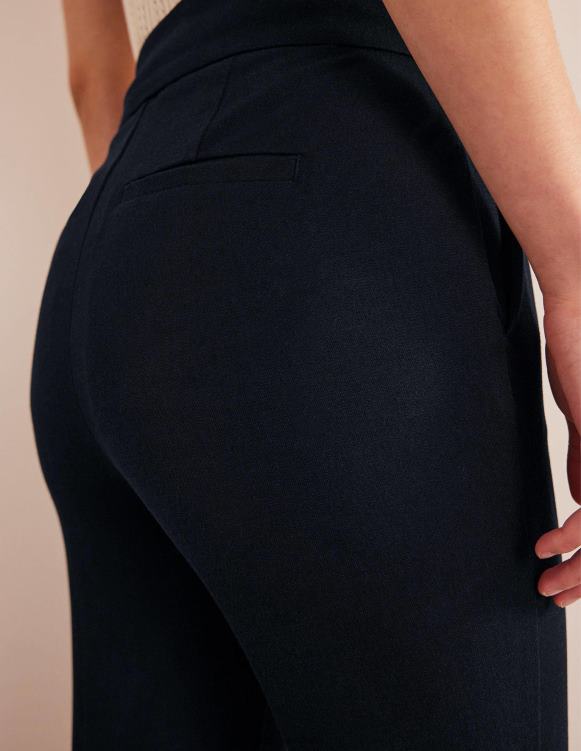 Bi-Stretch Crop Flare Trousers Boden 24RTX340 Clothing Women Navy